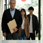 日本語訳  娘は私が集中治療室（ICU）にいる間、忙しいと言って見舞いに来なかった。しかし、銀行から電話がかかってくると、彼女は1時間もしないうちに私の家のドアの前に立っていた。