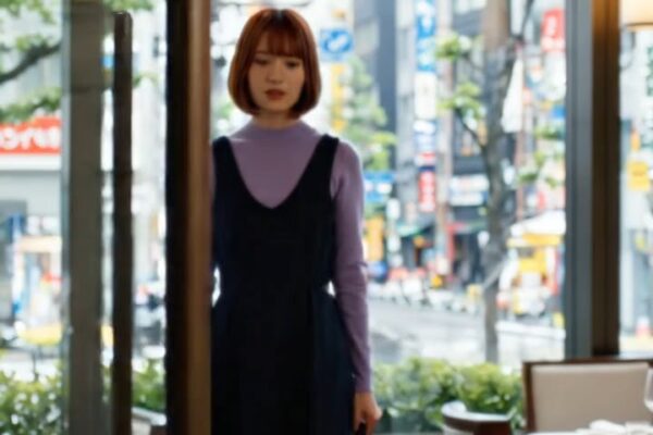日本語訳  父が32年連続で私の誕生日を忘れた。だから私は自分へのご褒美に湖畔の家を買い、ネットに4つの単語を投稿した。そして、家族がなぜこれほどまでに私を小さな存在として縛り付けてきたのか、その理由を彼ら自身が露呈するのを目撃した。